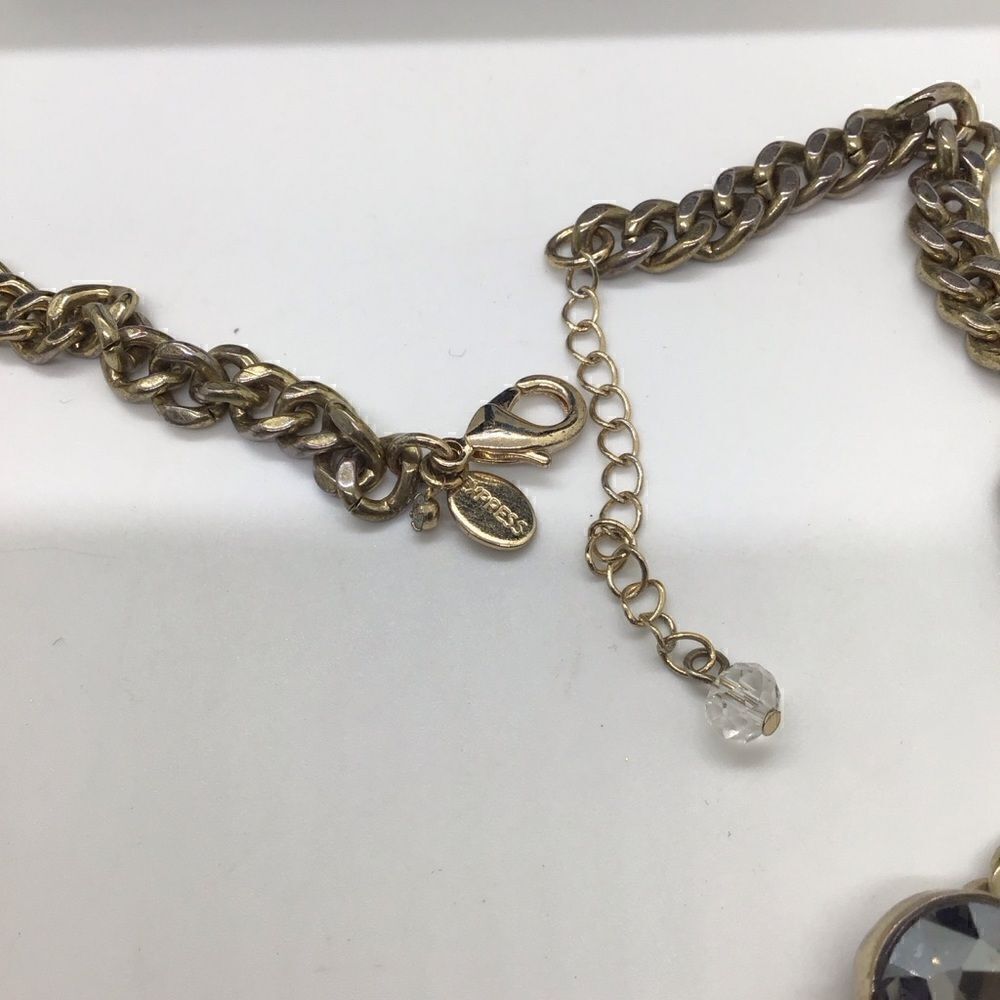 Express Statement Necklace - Picture 10 of 10